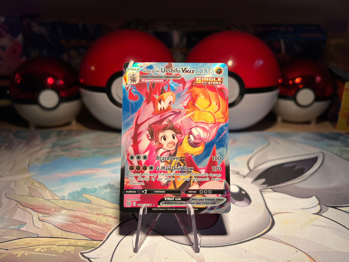 Pokemon Card Urshifu VMAX (Listing #405)
