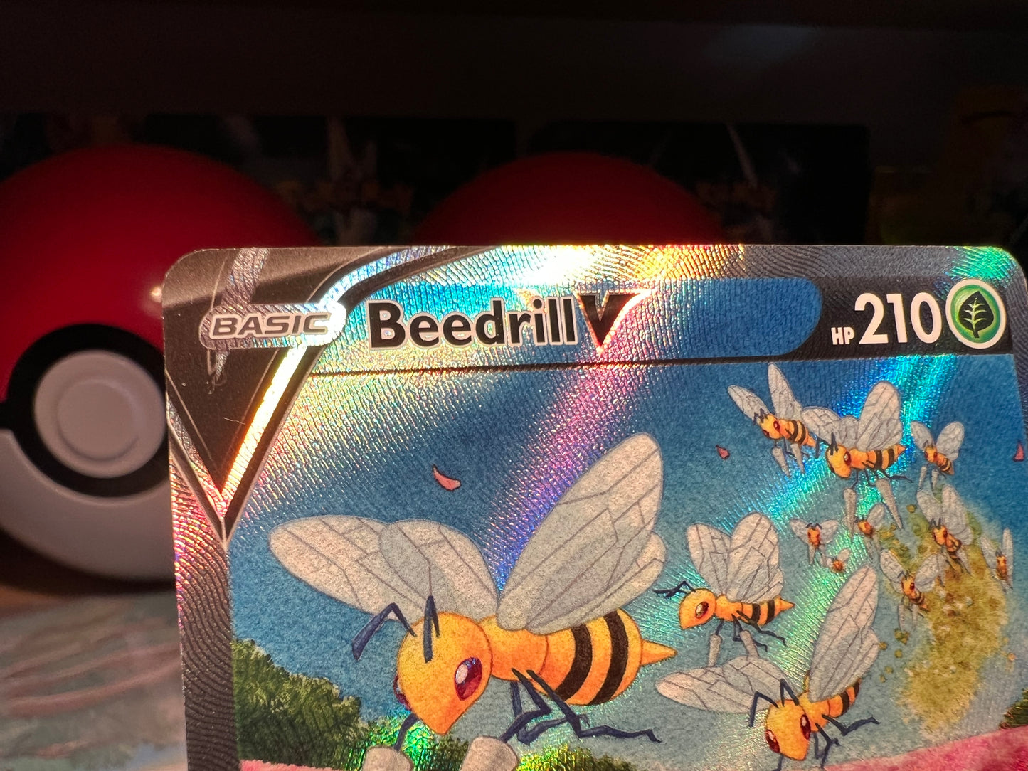 Pokemon Card Beedrill V Alt Art (Small Crease) (Listing # 514)