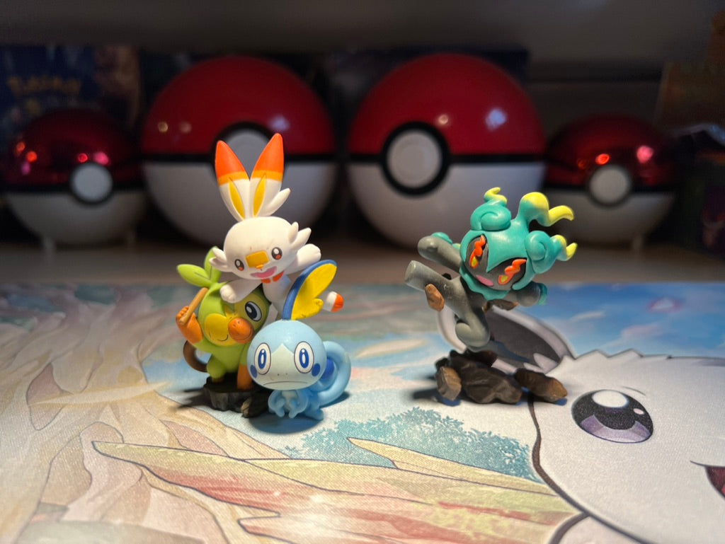 Pokemon Mini Figurines (Listing #193)